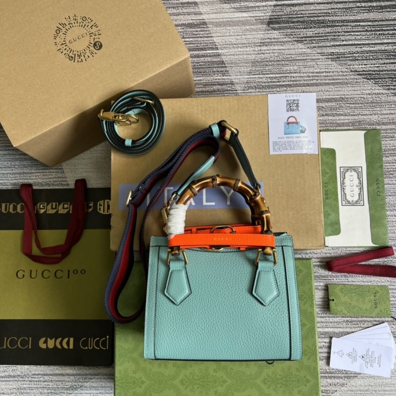Gvc*1 tote bags